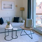 Kapitaenshaus Friedrich Franz - Premium Apartments 200 Meter Vom Strand Und Alten Strom