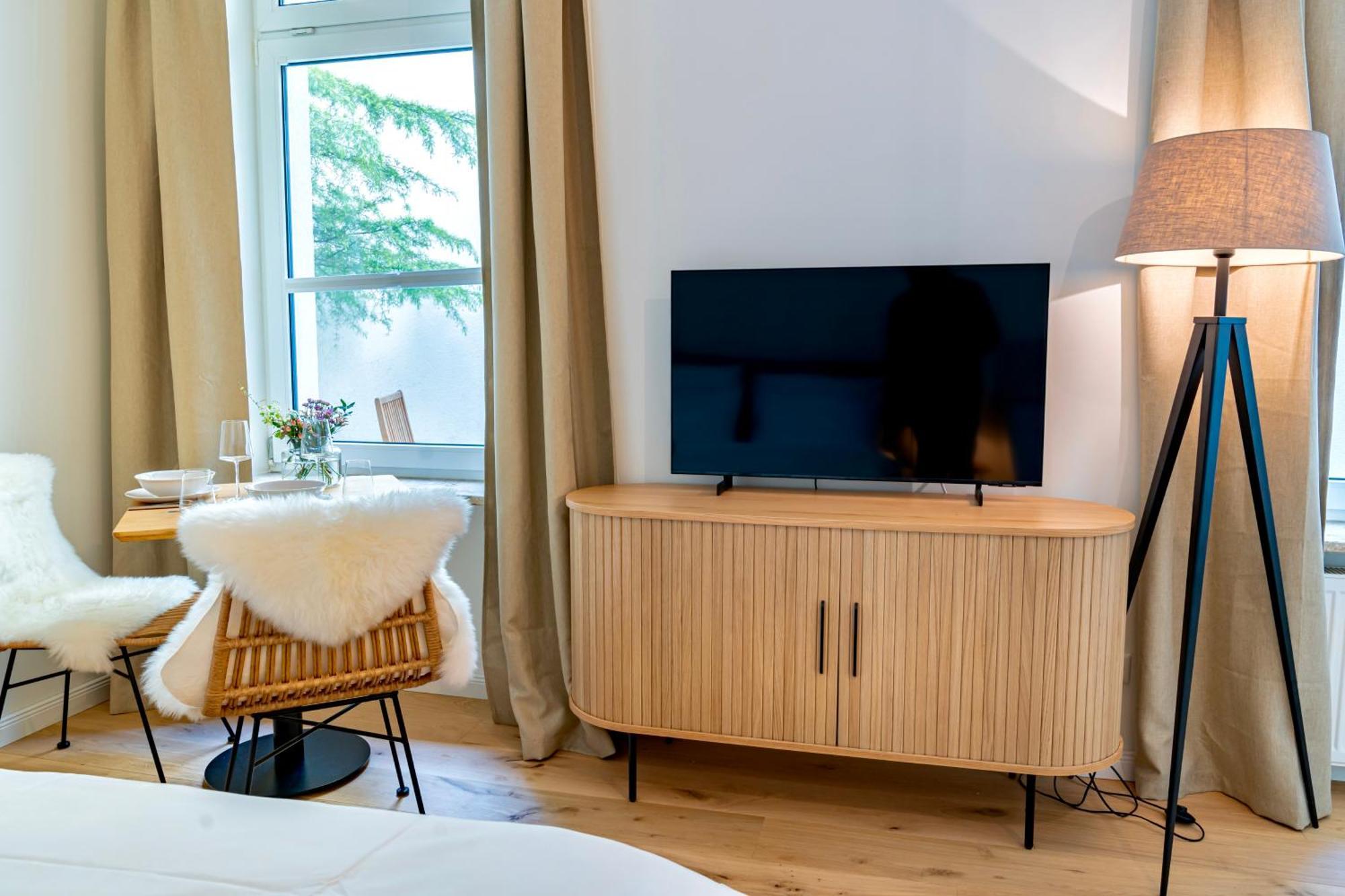 Apartment Kapitaenshaus Friedrich Franz - Premium 200 Meter Vom Und Alten Strom *