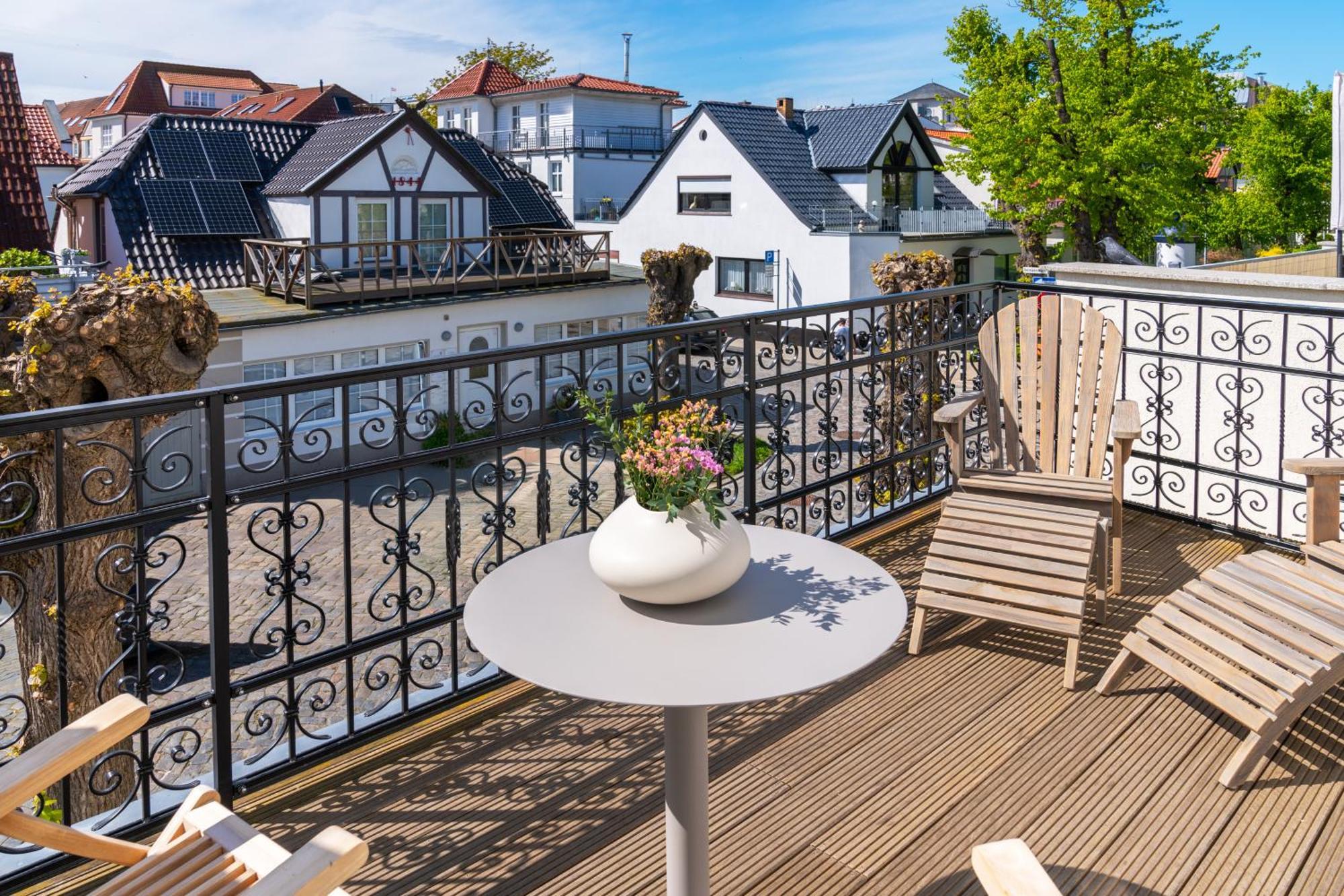 Apartment Kapitaenshaus Friedrich Franz - Premium 200 Meter Vom Und Alten Strom